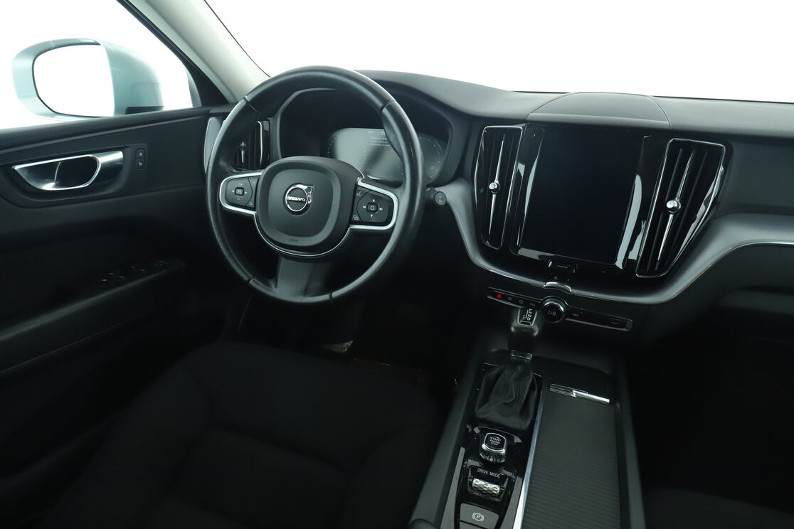 Interno lato guidatore, dal sedile posteriore