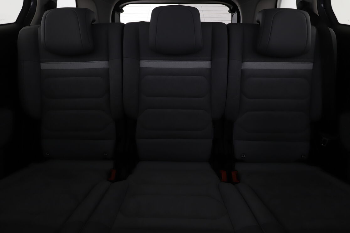 Intérieur sièges arrière depuis le côté conducteur