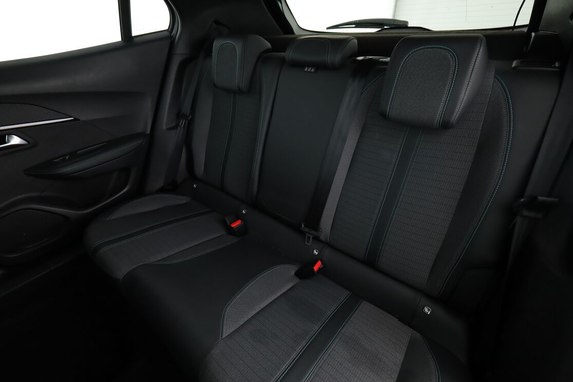 Intérieur sièges arrière depuis le côté conducteur