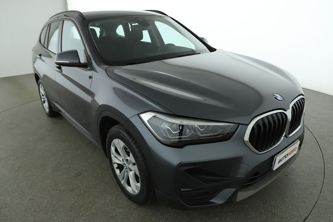 Esterno frontale destro