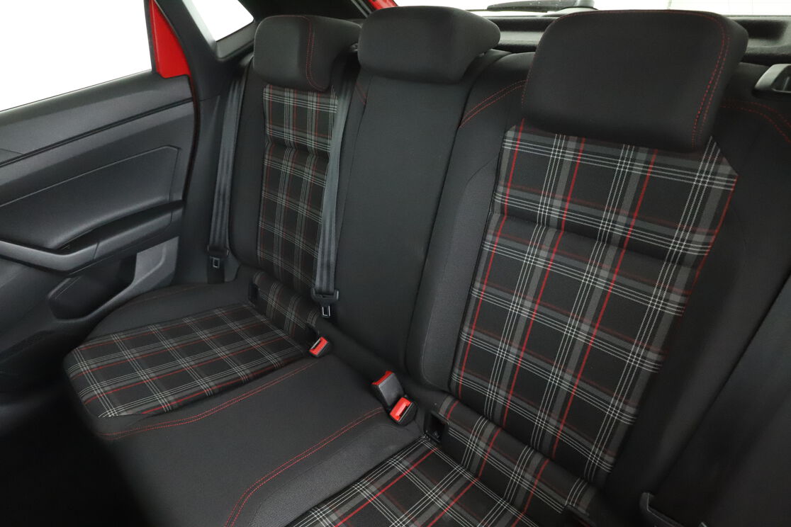 Intérieur sièges arrière depuis le côté conducteur