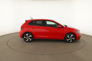 Extérieur côté droit