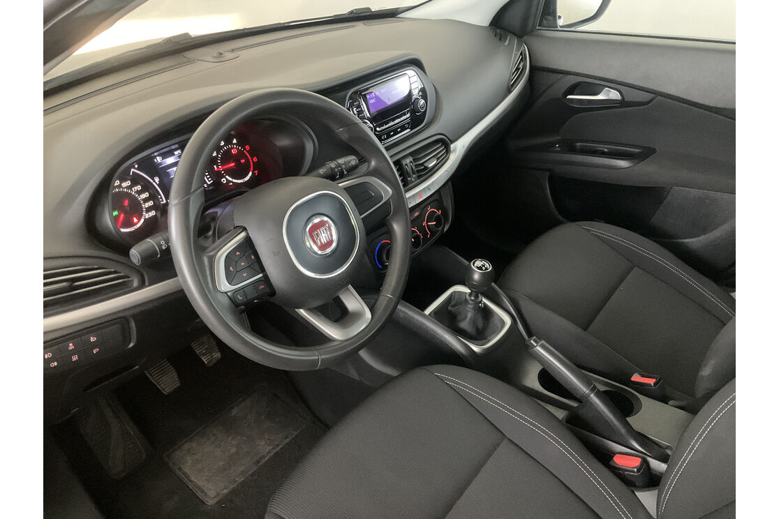 Interno lato guidatore 2