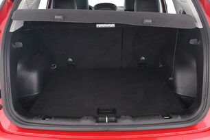 carDetails.imgAlt.interior.9