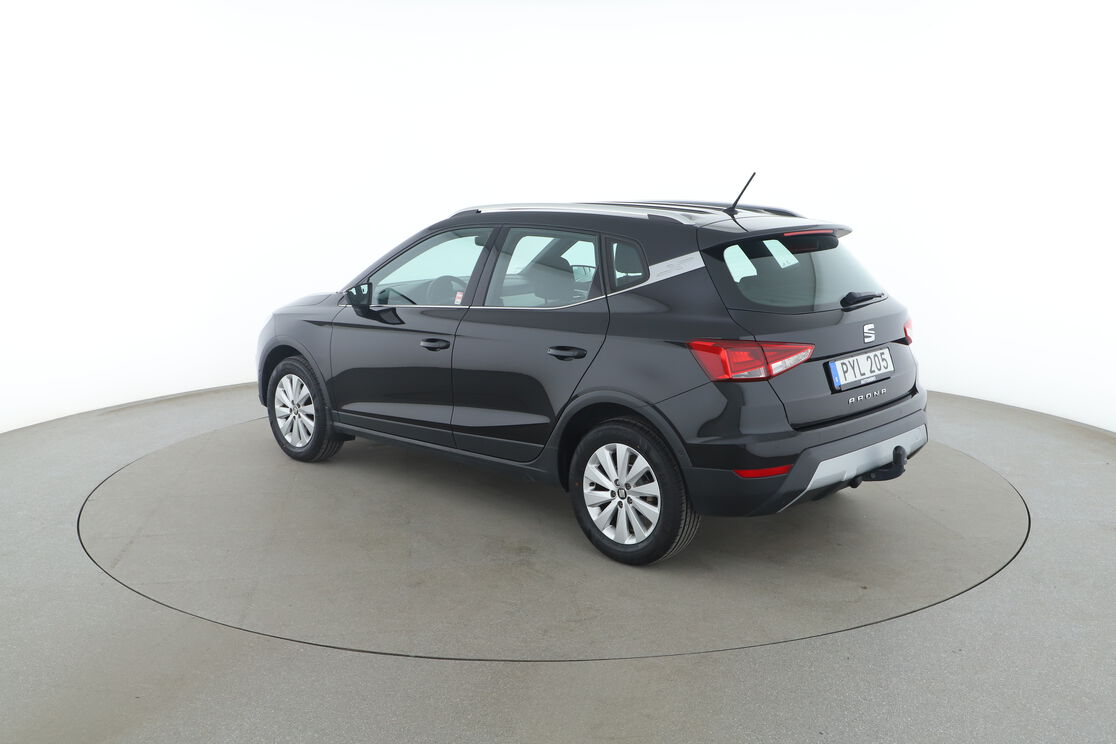 carDetails.imgAlt.exterior.29