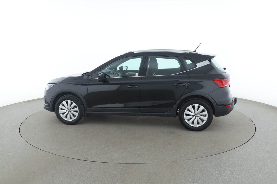 carDetails.imgAlt.exterior.26