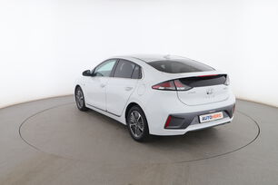 Exterior trasero izquierdo