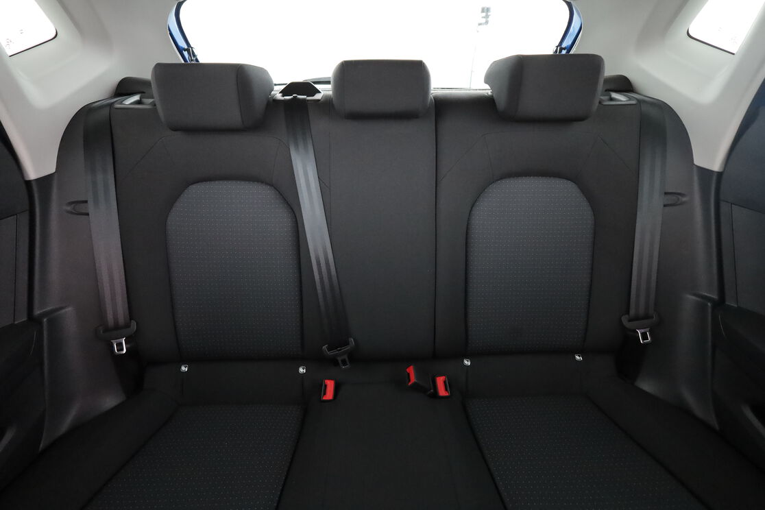 Intérieur sièges arrière depuis le côté conducteur