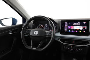 Intérieur côté conducteur depuis le siège arrière