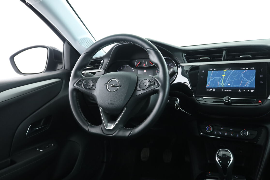 Intérieur côté conducteur depuis le siège arrière