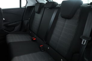 Intérieur sièges arrière depuis le côté conducteur