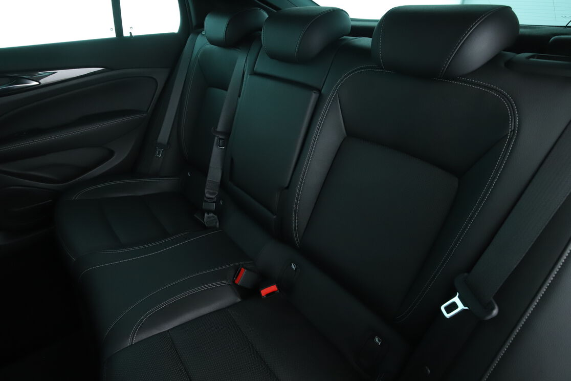 Innenraum Rücksitze Fahrerseite