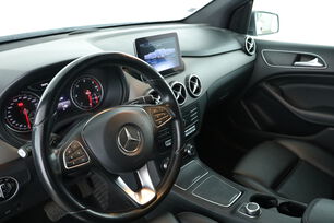 Intérieur côté conducteur 2