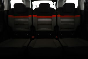 Interior asiento trasero