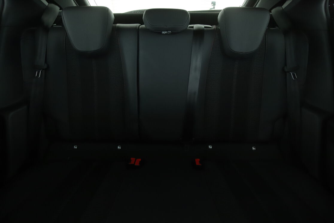 Innenraum Rücksitze Fahrerseite