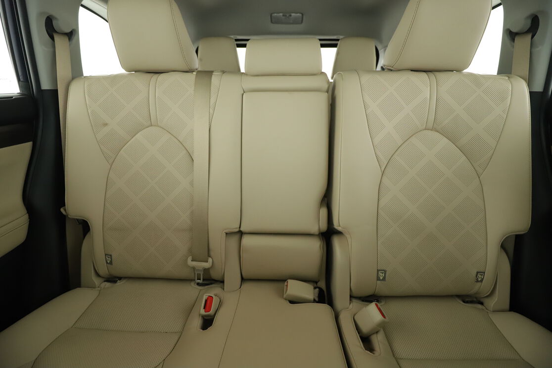 Innenraum Rücksitze Fahrerseite