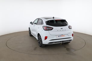 Extérieur arrière gauche