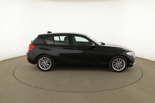 Extérieur côté droit