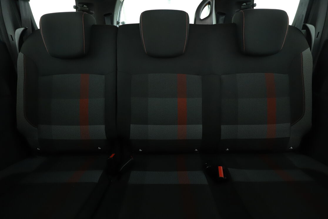 Interior asiento trasero