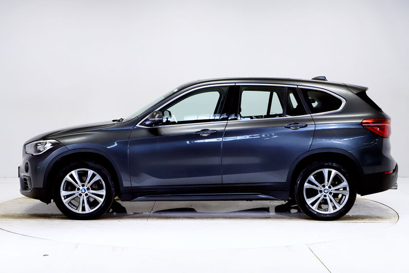 BMW X1 xDrive 18d Sport Line, Diesel, 79 900 zł