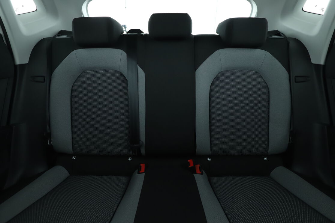 Innenraum Rücksitze Fahrerseite