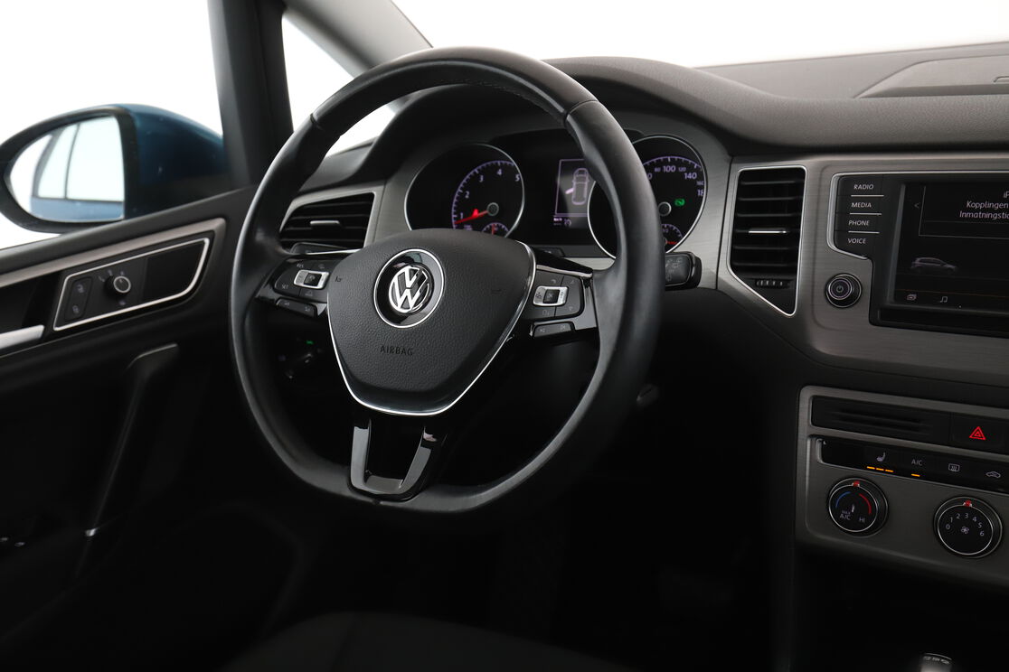 Förarsida sett från baksätet