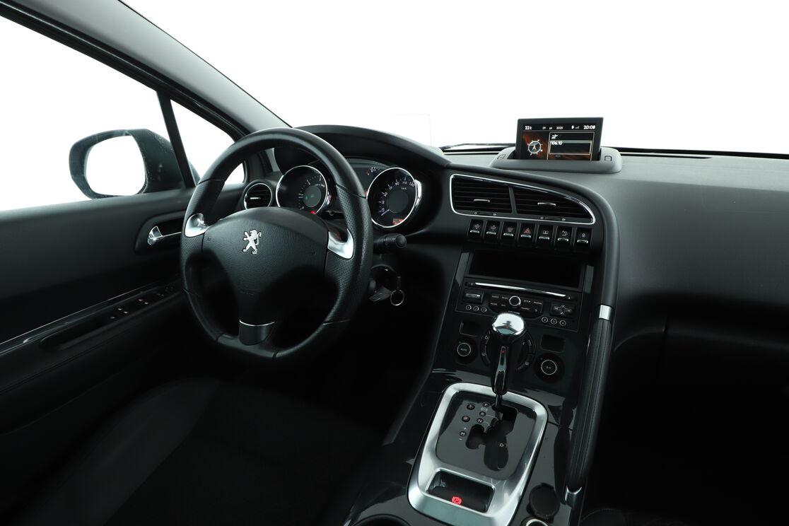 Intérieur côté conducteur depuis le siège arrière