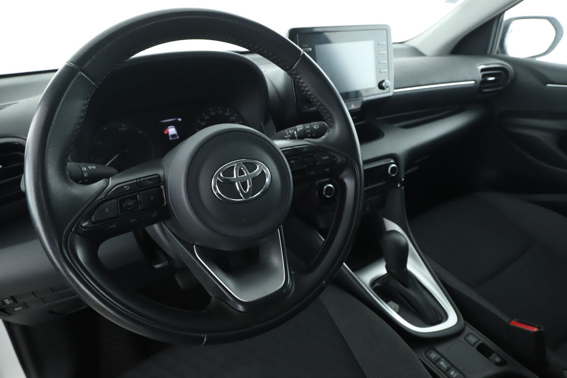 Intérieur côté conducteur 2