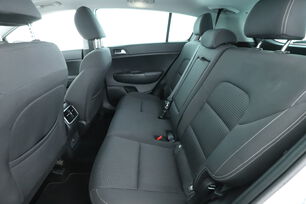 Intérieur sièges arrière depuis le côté conducteur