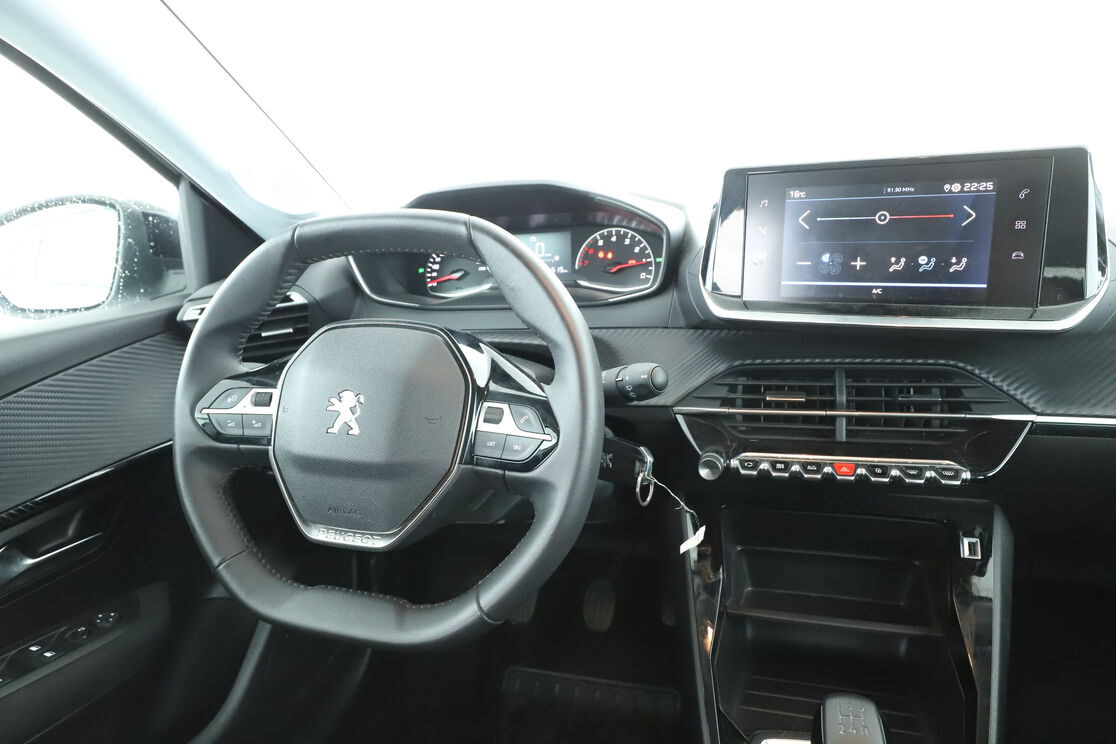 Intérieur côté conducteur depuis le siège arrière