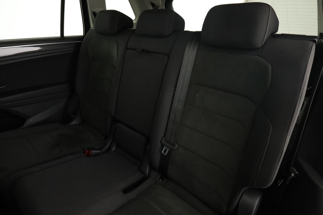 Intérieur sièges arrière depuis le côté conducteur