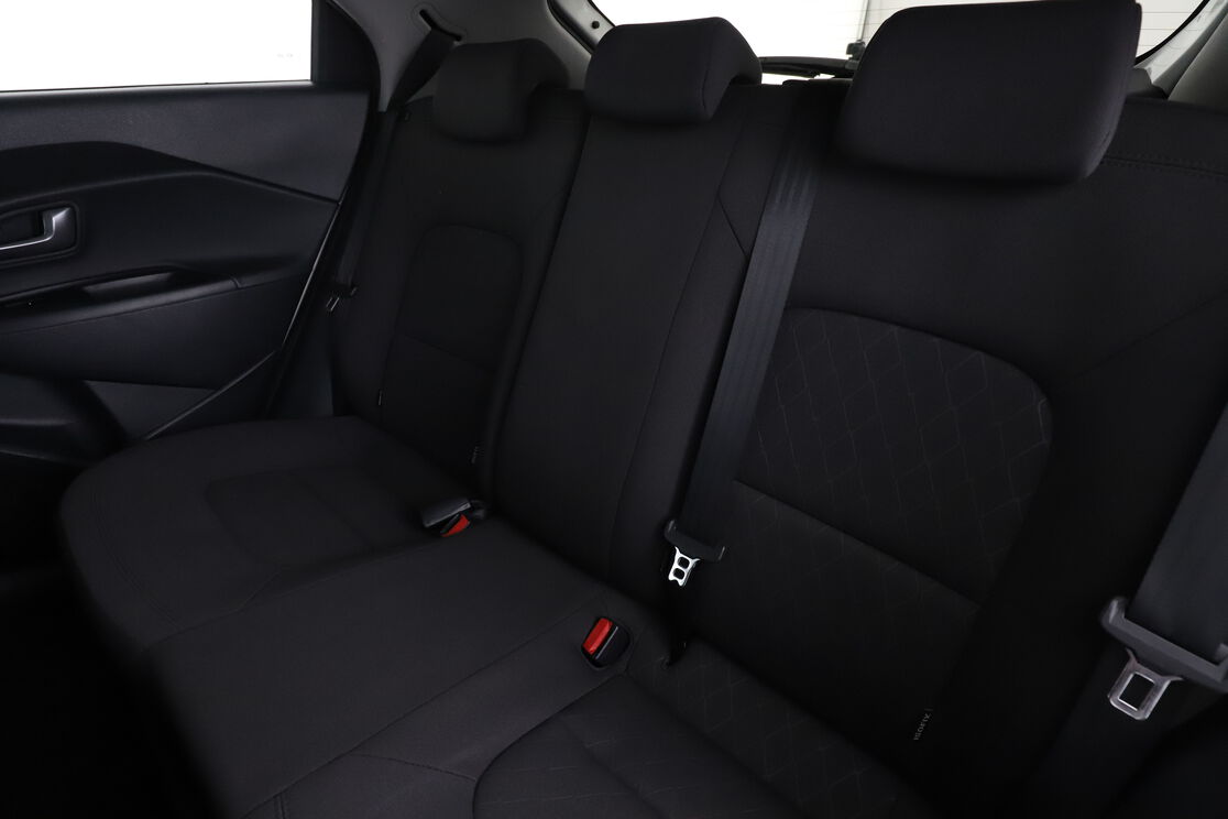 Interno sedili posteriori, dal lato guidatore