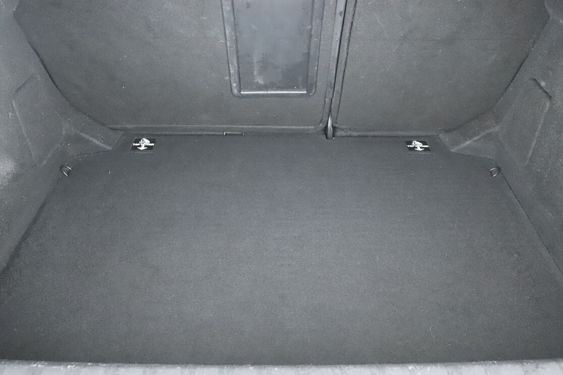 Intérieur coffre 2