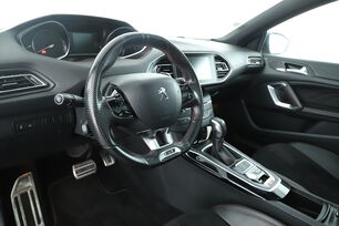 Intérieur côté conducteur 2