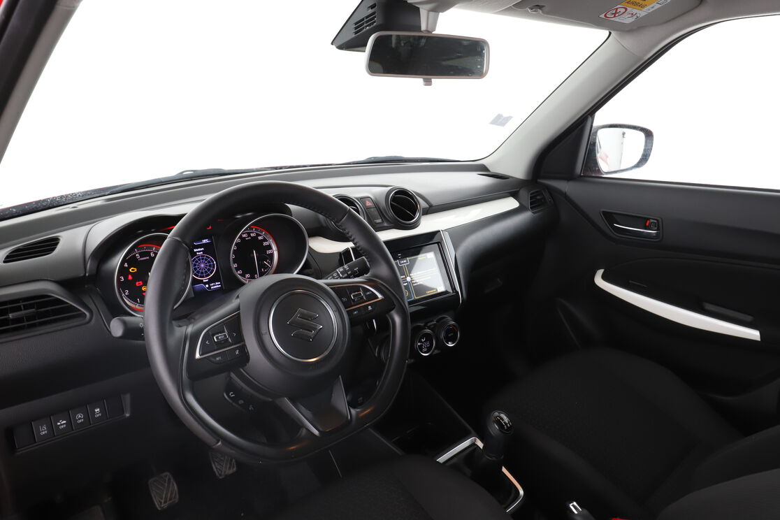 Intérieur côté conducteur 2