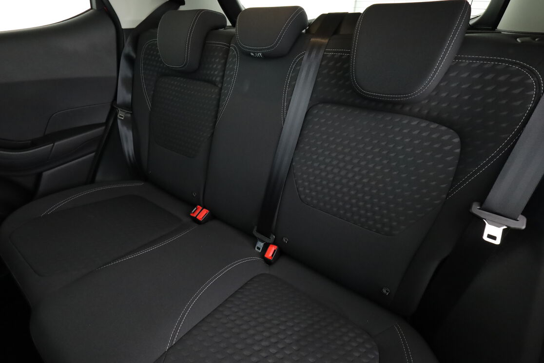 Intérieur sièges arrière depuis le côté conducteur