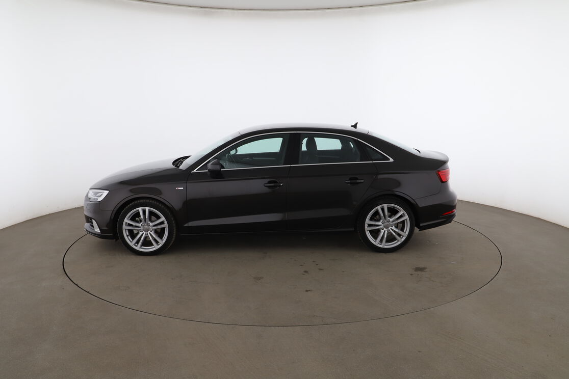 Extérieur côté gauche