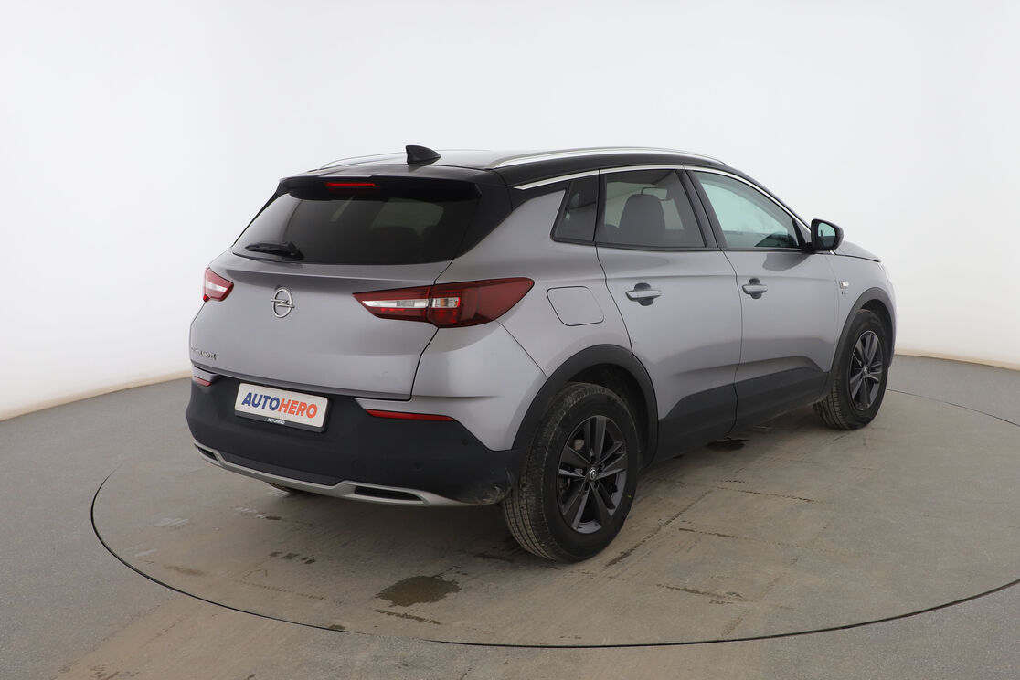 Exterior posterior derecho