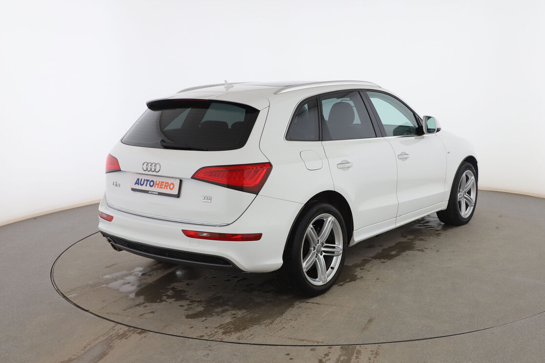 Exterior posterior derecho