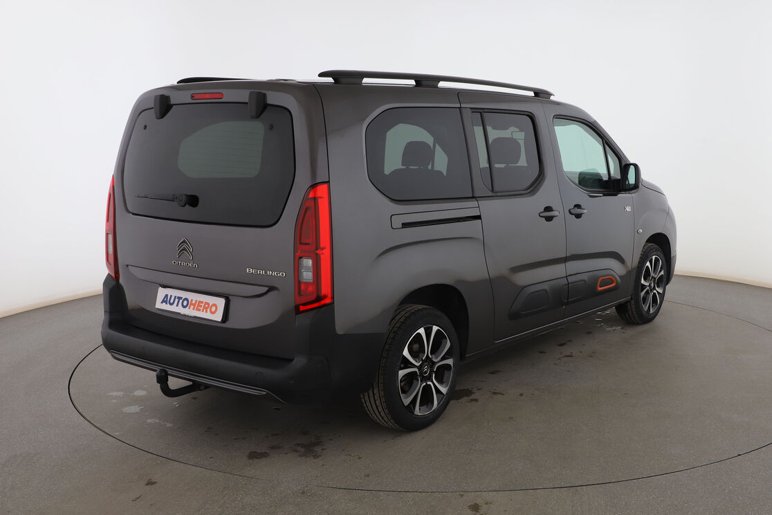 Exterior posterior derecho