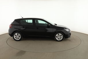 Extérieur côté droit