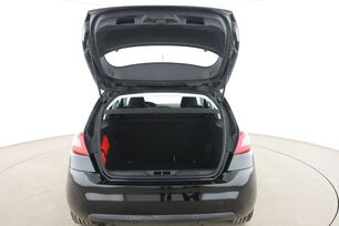 Intérieur sièges arrière depuis le côté conducteur