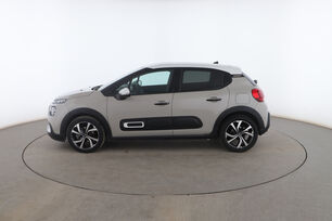 Exterior lado izquierdo