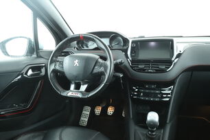 Intérieur côté conducteur depuis le siège arrière