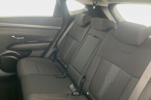 carDetails.imgAlt.interior.13