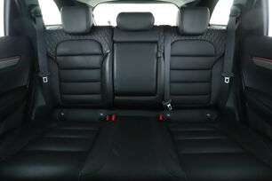 Intérieur sièges arrière depuis le côté conducteur