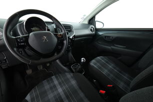 Intérieur côté conducteur 2