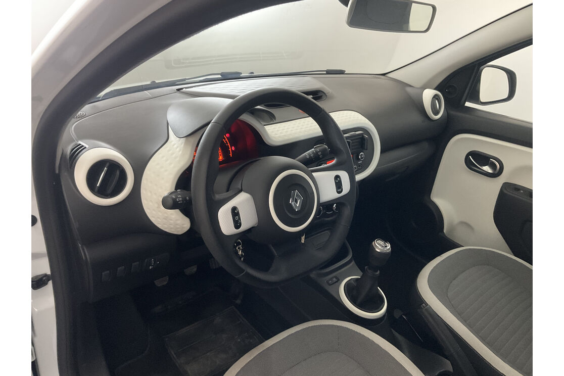 Interno lato guidatore 2