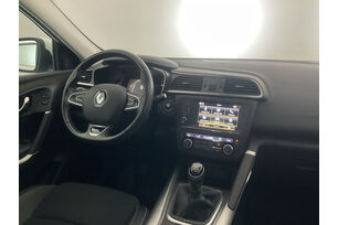 Interno lato guidatore, dal sedile posteriore