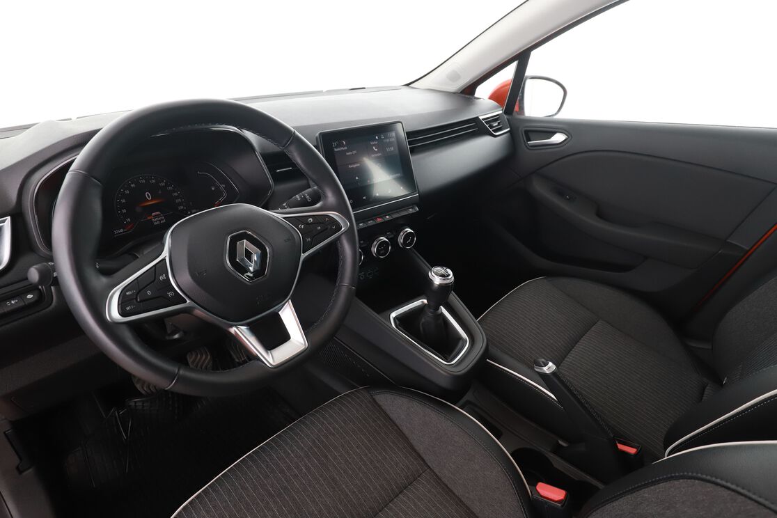 Innenraum auf der Fahrerseite 2